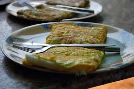 Cheesy Bread Omlett